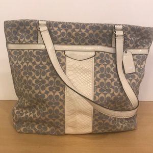 Coach Shoulder Bag